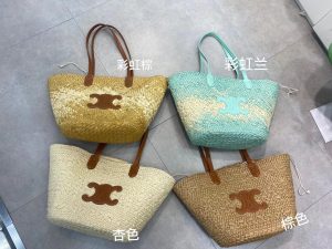 Woven Straw Tote Bag Large Capacity Handmade Shoulder Bag Summer Vacation Style