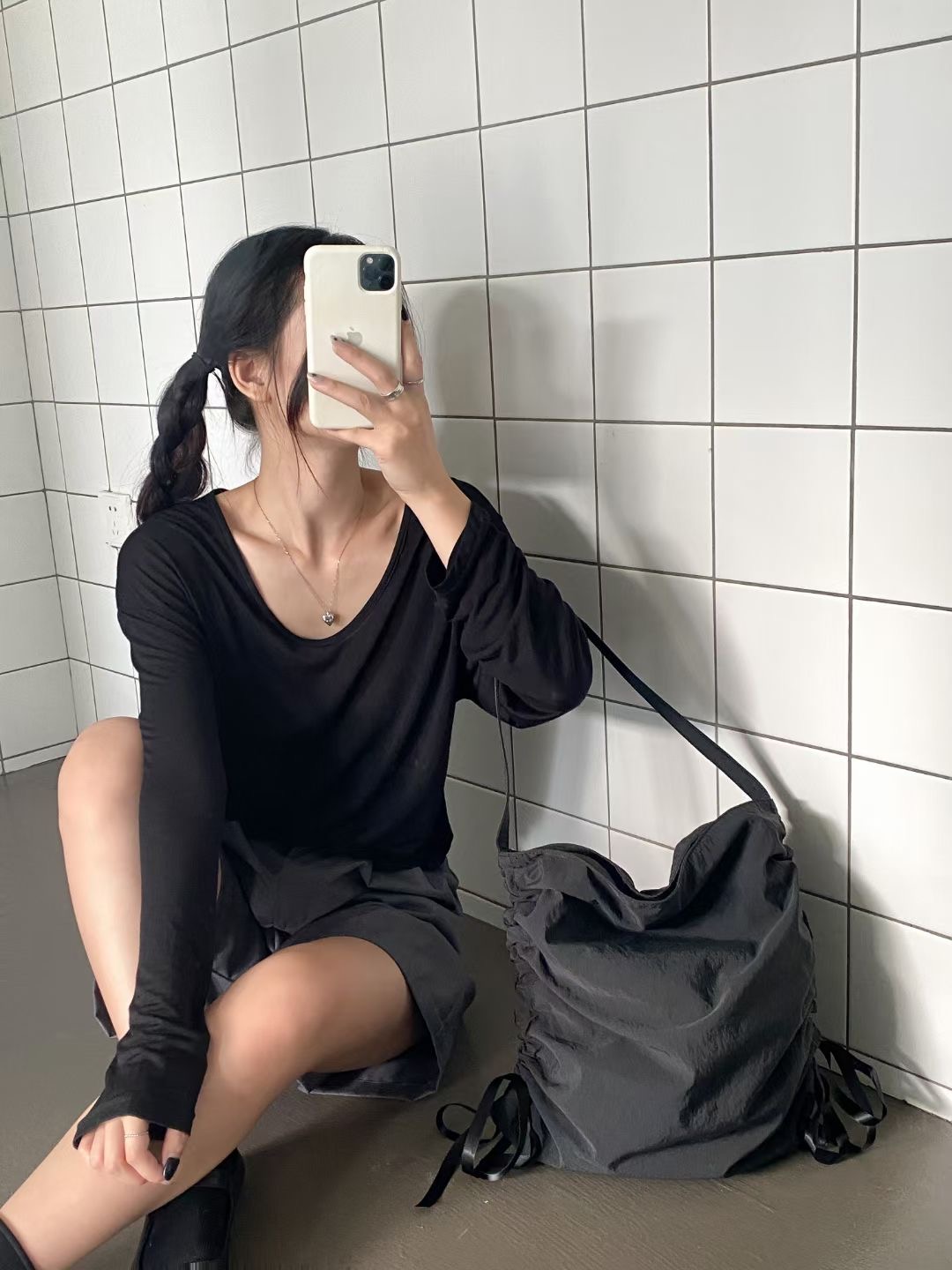 Korean Summer Pleated Zip Lightweight Underarm Shoulder Bag Women Large Capacity Tote Bag - Image 2