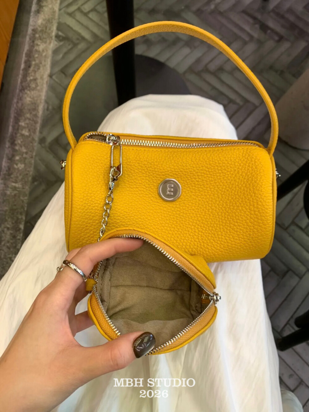 MBH Cute Cylinder Head Layer Cowhide Litchi Grain Leather Handbag - Image 4