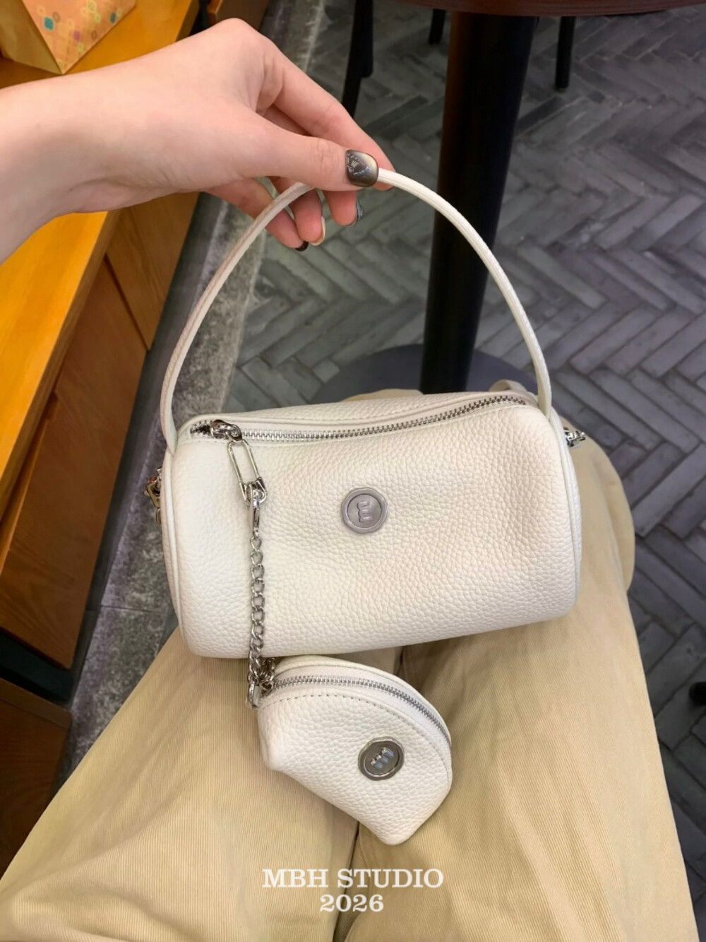 MBH Cute Cylinder Head Layer Cowhide Litchi Grain Leather Handbag - Image 2