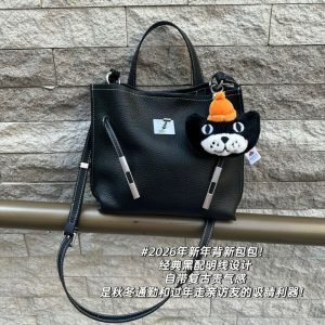 MBH 2026 Summer Top Layer Cowhide Kelly Bucket Bag Minimalist Commute Crossbody Handbag with Shoulder Strap and Storage Pouch
