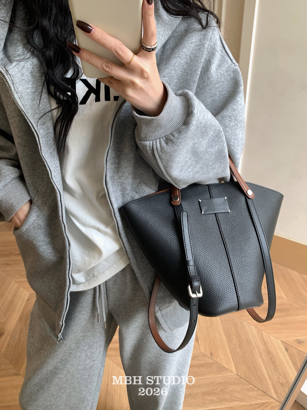 MBH Top Grain Litchi Pattern Leather Mini Bucket Bag Large Capacity Casual Shoulder Underarm Handbag - Image 2