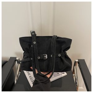2026 New Niche Design Motorcycle Style Underarm Bag for Women Korean Large Capacity Commuter Minimalist Shoulder Handbag Trendy