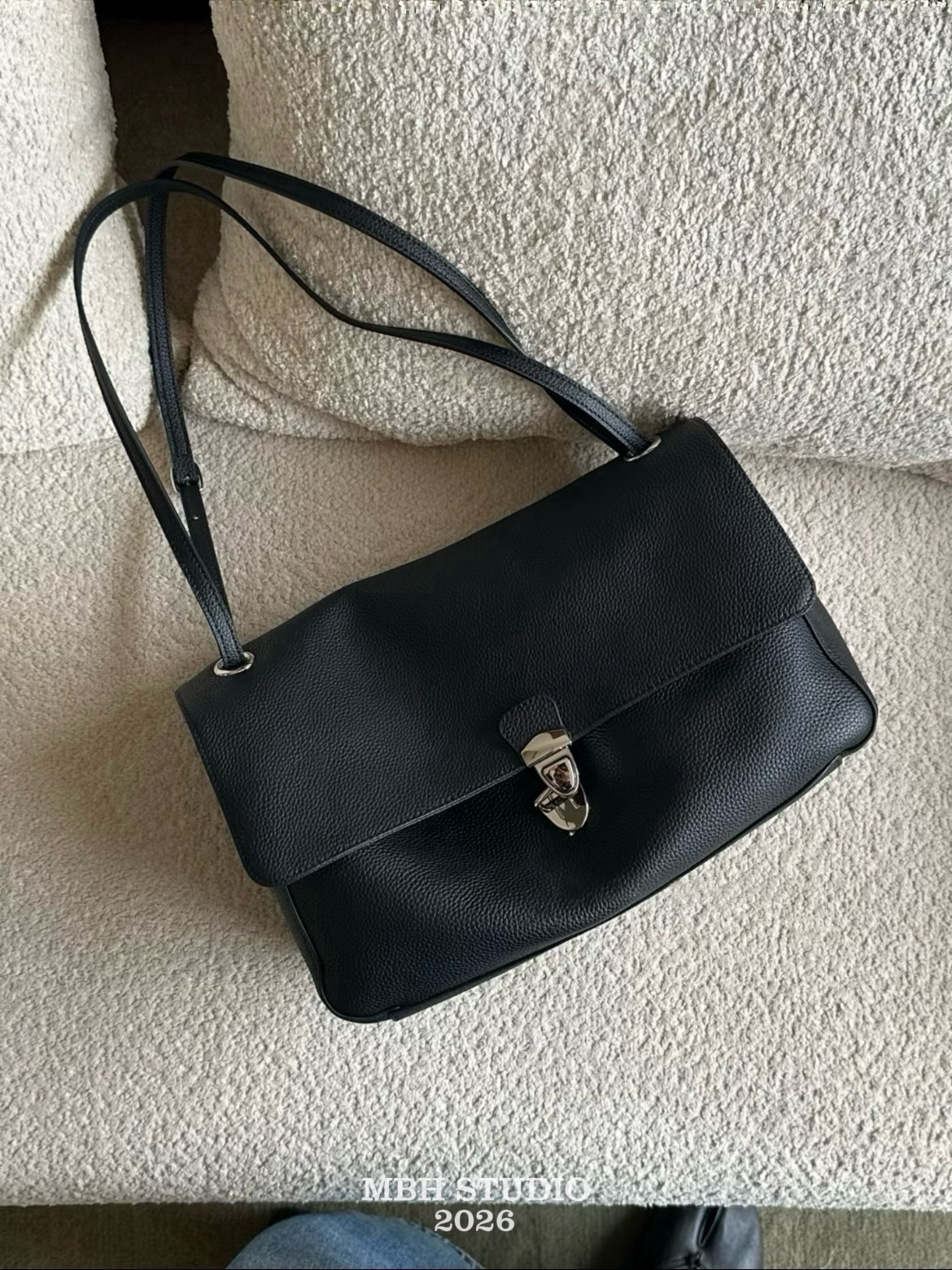 MBH Large Capacity Leather Tote Bag for Women Zip Commuter Shoulder Bag - Image 3