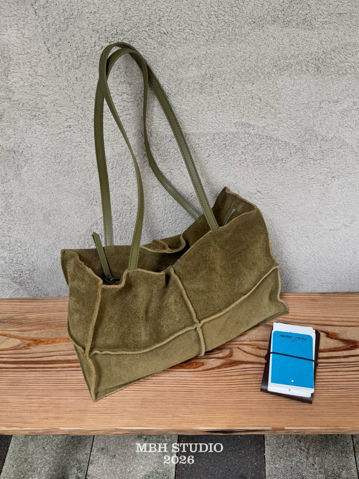MBH Matte Leather Panel Tote Bag Large Capacity Casual Shoulder Bag - Image 2